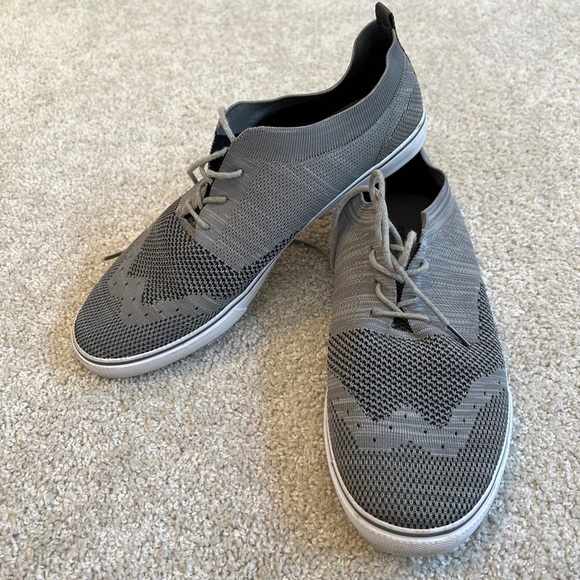 Robert David Gray Knit Sneakers Size 10M Men’s - Picture 1 of 7
